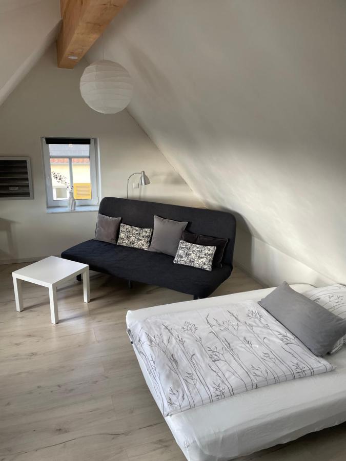 Komplettes Ferienhaus Fuer Bis Zu 4 Personen Dornheim Exterior foto